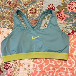 Nike Pro Sports Bra Women's Size Medium
